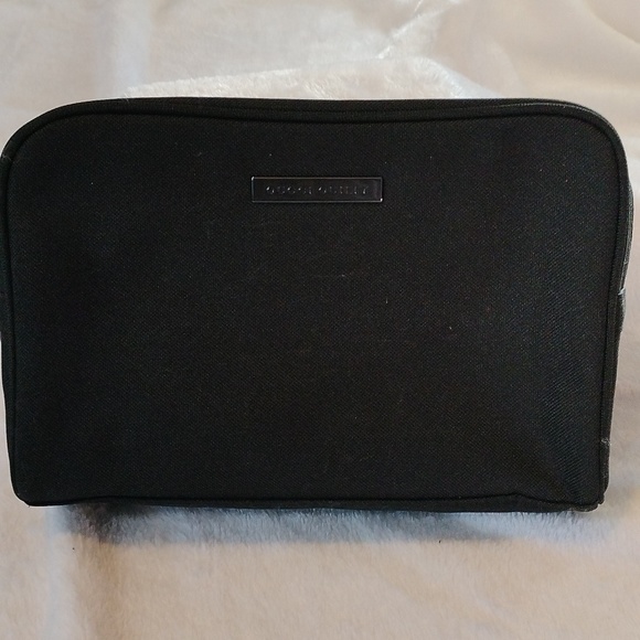 GUCCI GUILTY PERFUME BAG - Picture 2 of 16